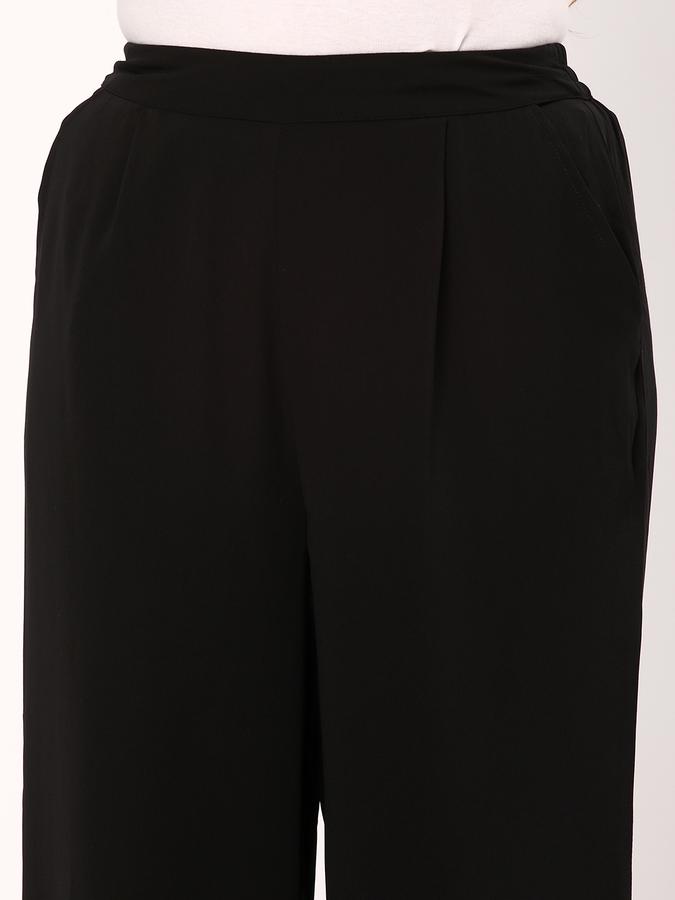 Women Straight Fit Flat-Front Trousers image number 3