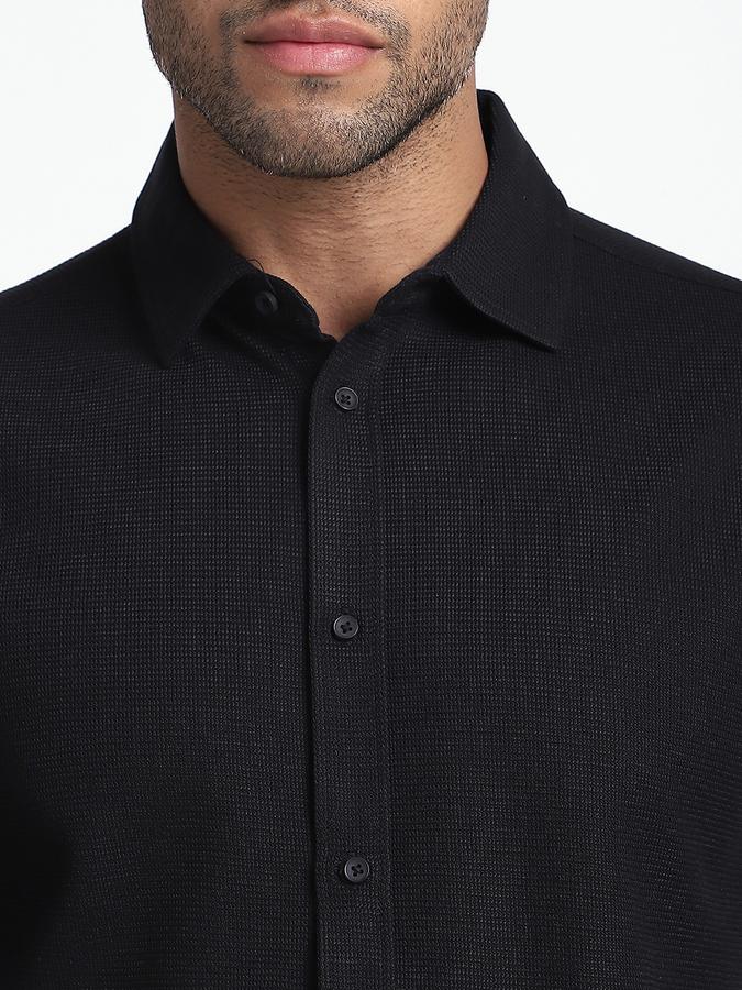 Men Cotton Blend Slim Fit Point Collar Textured Shirt