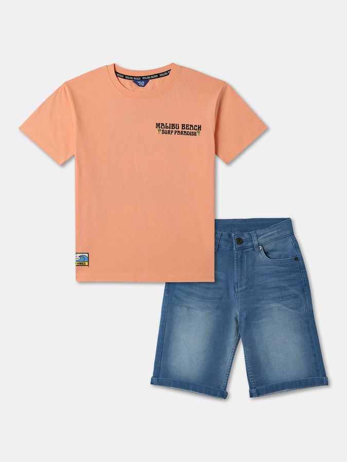 Boys Graphic Print T-shirt with Shorts Fashion Set