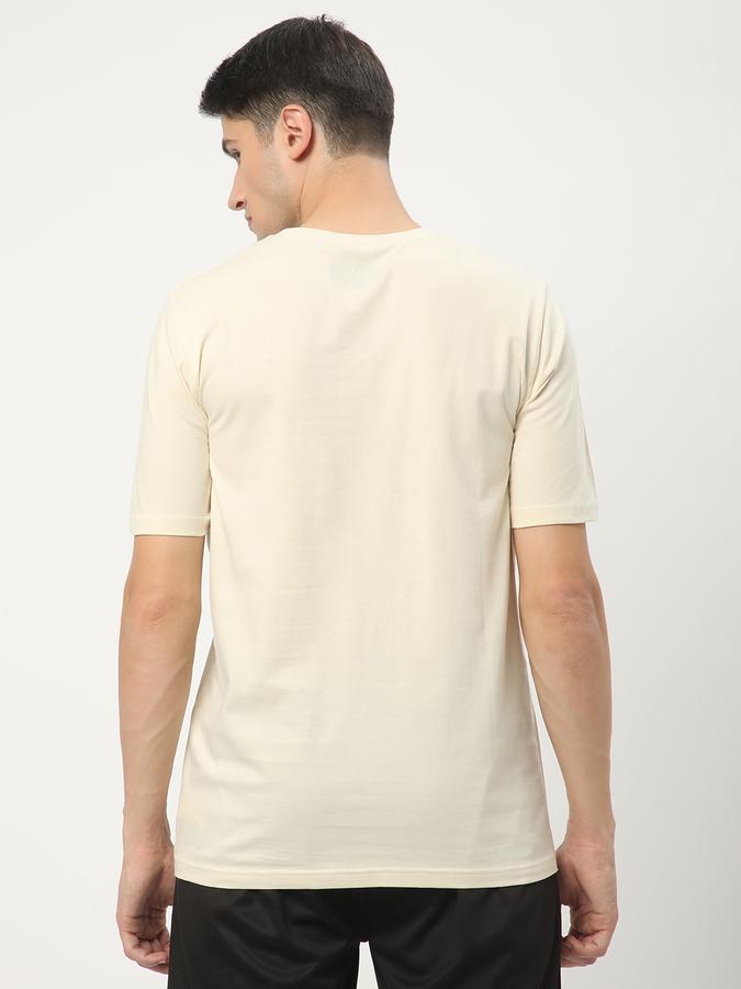 Men Typographic Print Regular Fit T-Shirt image number 2
