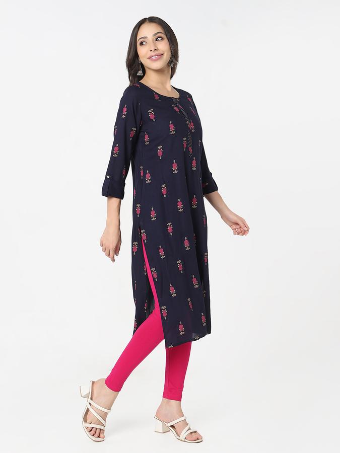 women's round neck regular fit printed festive kurta image number 3