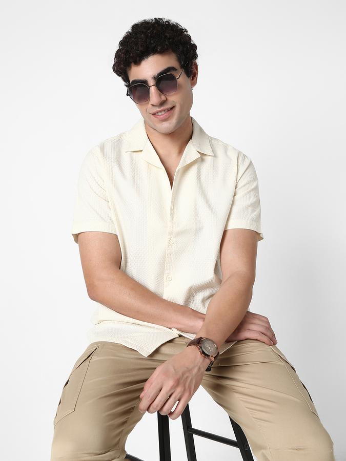Men Cotton Relaxed Fit Camp Collar Solid Shirt