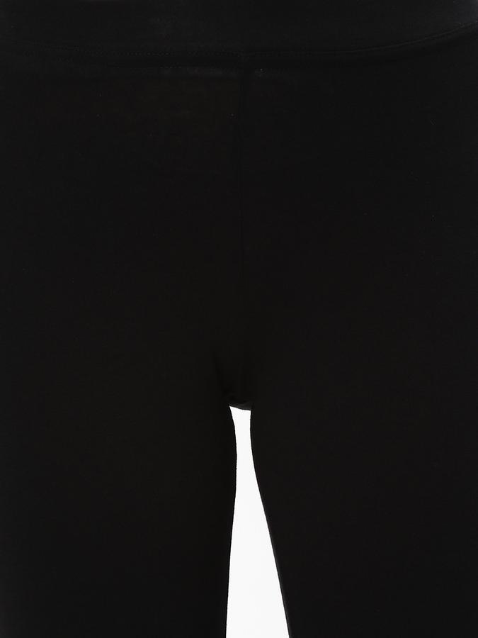 Women Ankle-Length Leggings image number 3