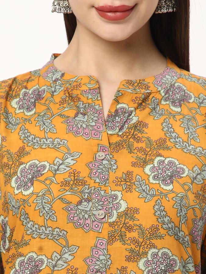 Women Cotton Regular Fit Mandarin Collar Printed Kurta