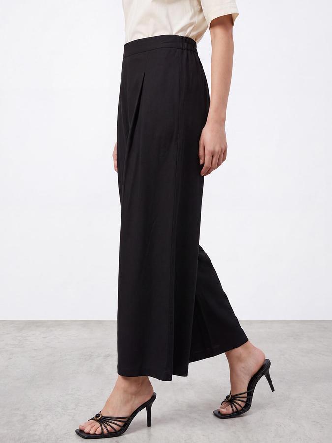 R&B Women Black Solid Pleated Palazzo
