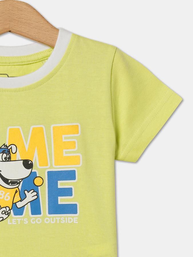 Boys Regular Fit Round-Neck T-Shirt image number 2