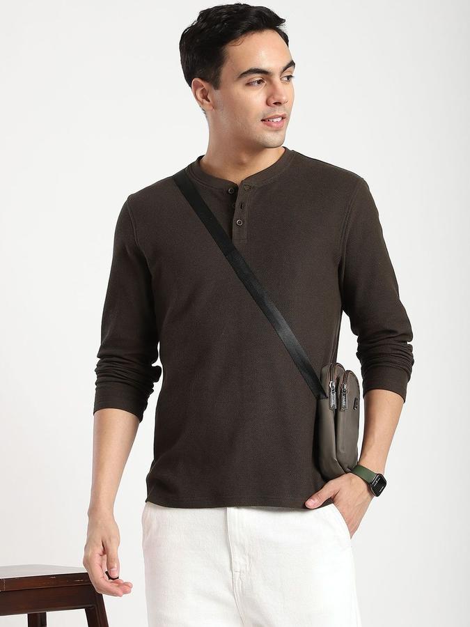 Men Cotton Regular Fit Henley Solid T-shirt