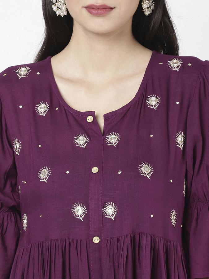 R&B Plum Women Kurtas image number 3