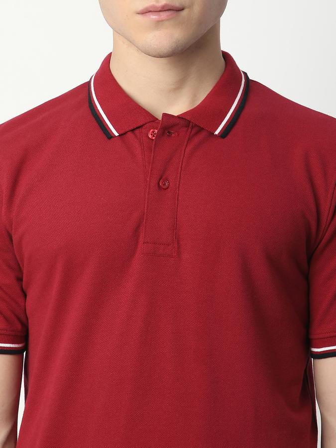 Solid Men Peter Pan Collar T-Shirt image number 3