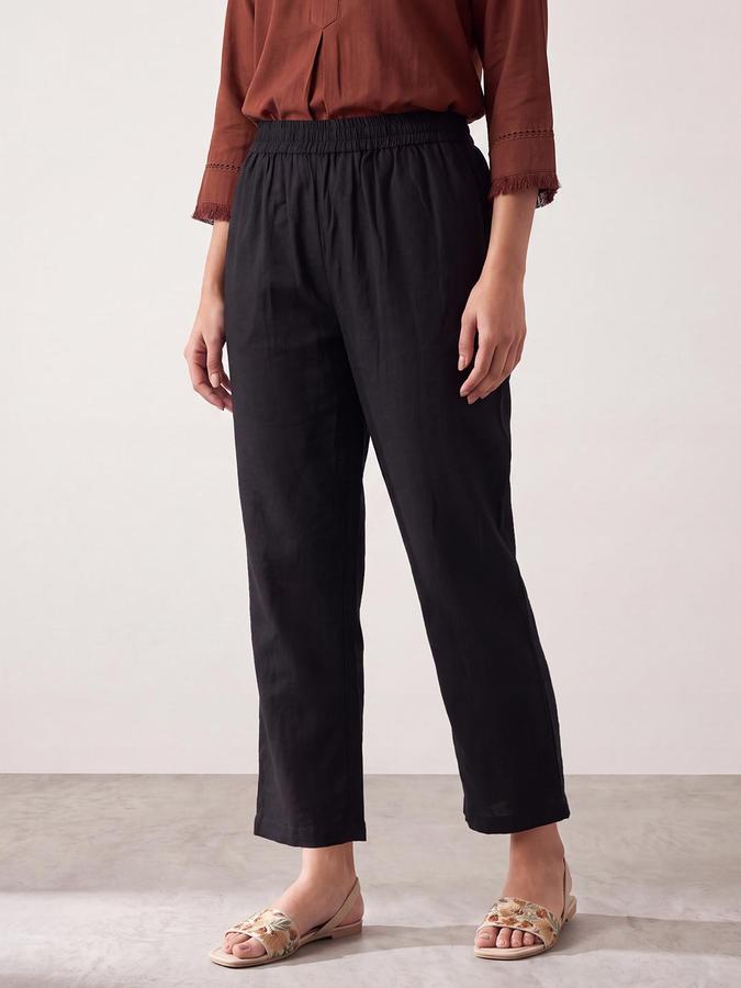 R&B Women Black Textured Ethnic Pant