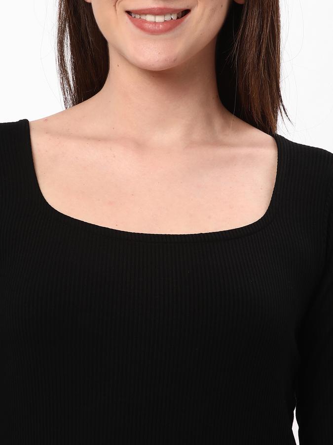 Women Regular Fit T-Shirt image number 3