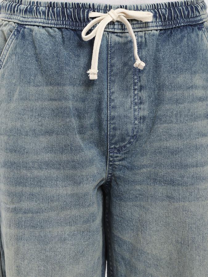 Men Cotton Loose Fit Mid Rise Clean Look Jeans