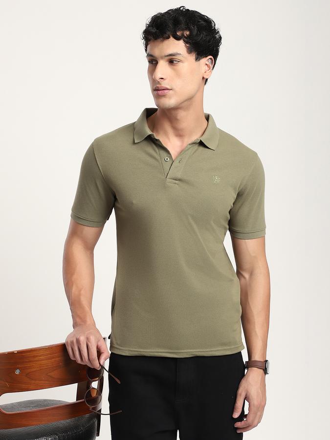 Men Cotton Blend Regular Fit Polo Neck Solid T-shirt