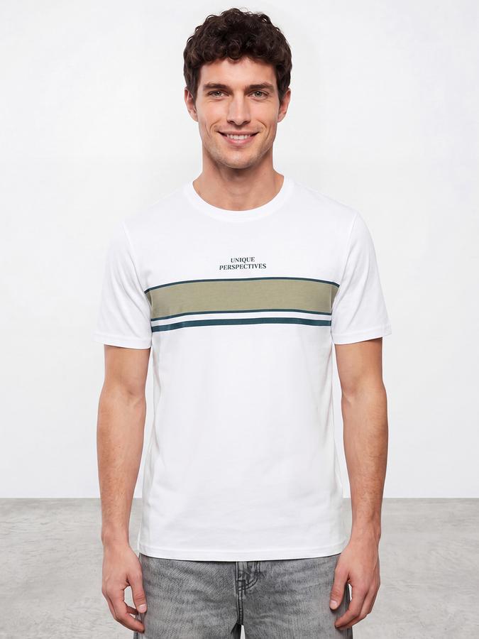 R&B Men's White Short Sleeves Round Neck Graphic Print T-Shirt