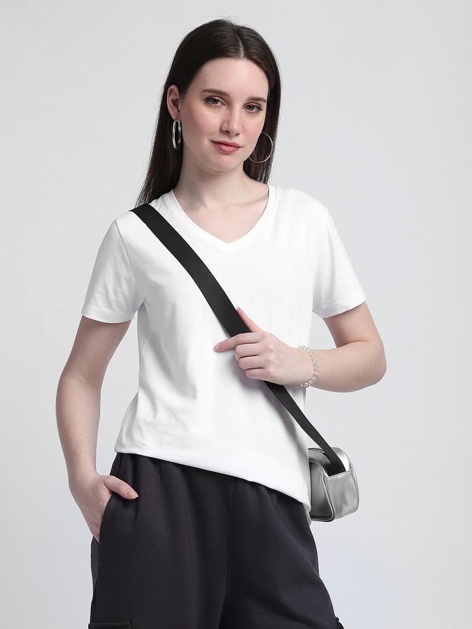 Women Cotton Blend Regular Fit V-Neck Solid T-shirt