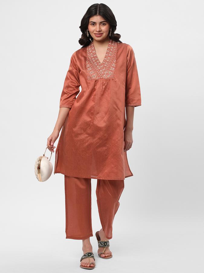 Women Embroidered Straight Kurta & Pants Set image number 1