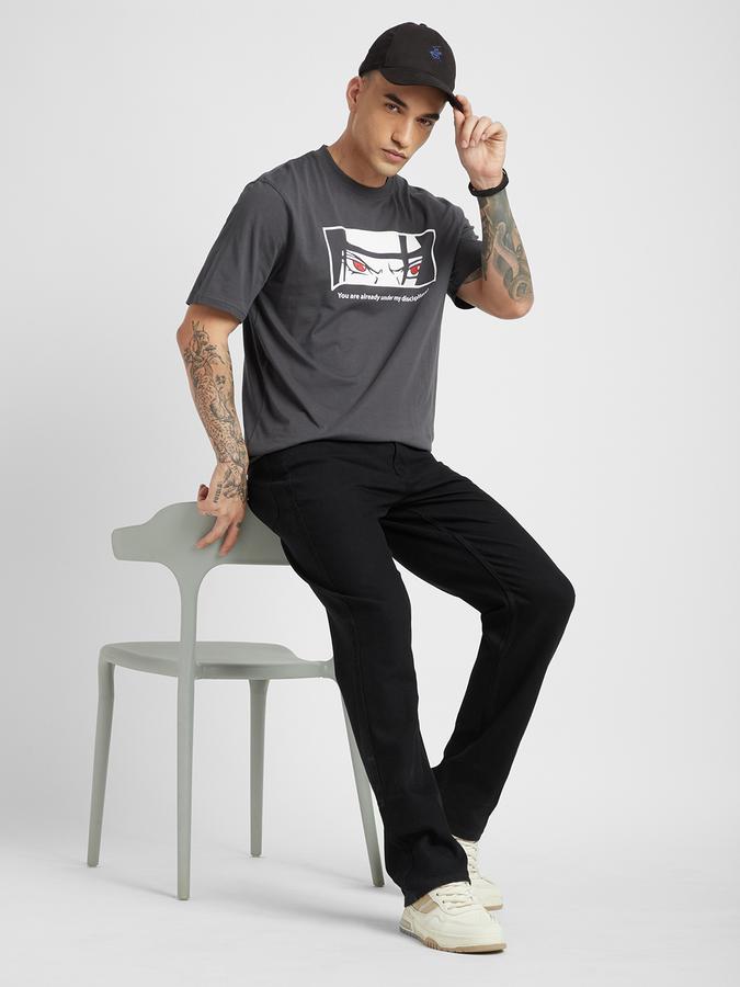 Men Cotton Blend Straight Fit Mid Rise Clean Look Jeans