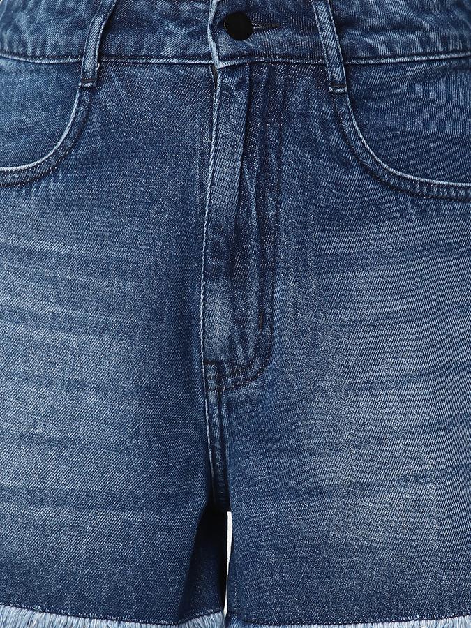 Women Solid Shorts image number 3