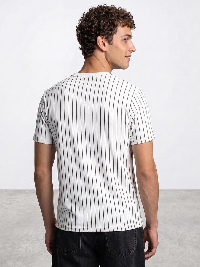 R&B Men Ivory Striped Short Sleeves Round Neck T-Shirt