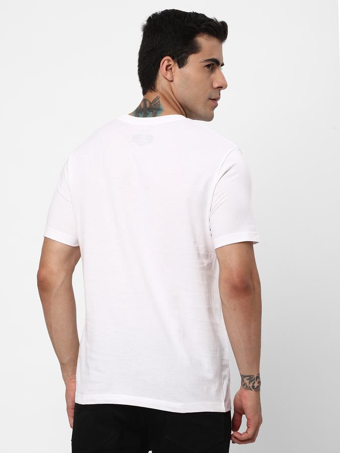 Men Typographic Print Regular Fit T-Shirt image number 2