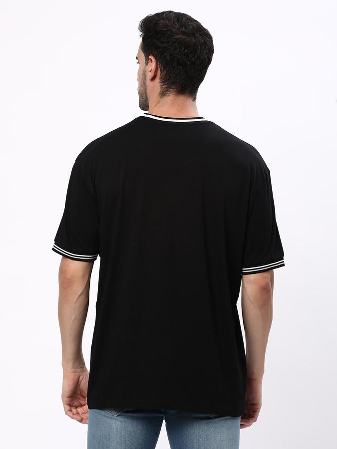 Men Typographic Print Round-Neck T-Shirt image number 2