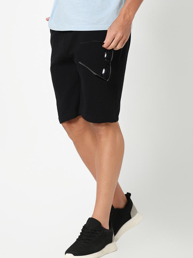 Solid Men Casual Shorts image number 1