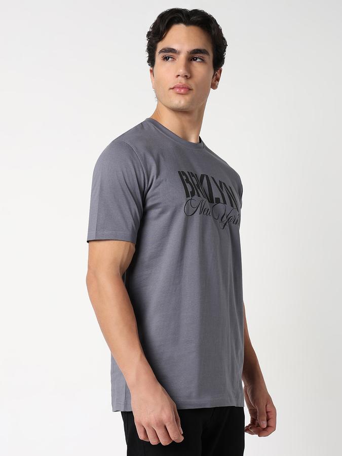 Solid Men Round Neck T-Shirt  image number 1