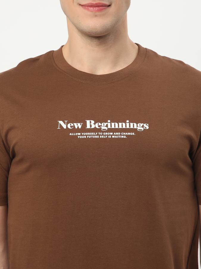 Men Typographic Print Regular Fit T-Shirt image number 3