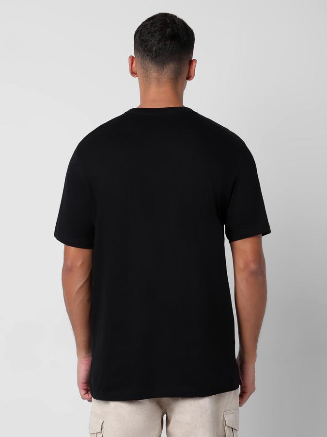 Typographic Print Round Neck T-Shirt image number 3
