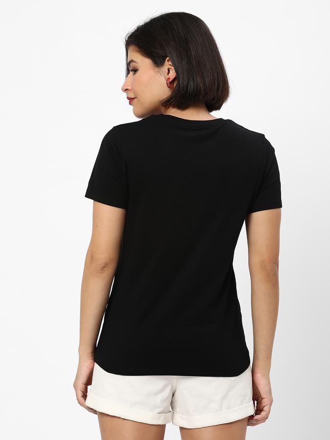Women Graphic Print Round-Neck T-Shirt image number 2