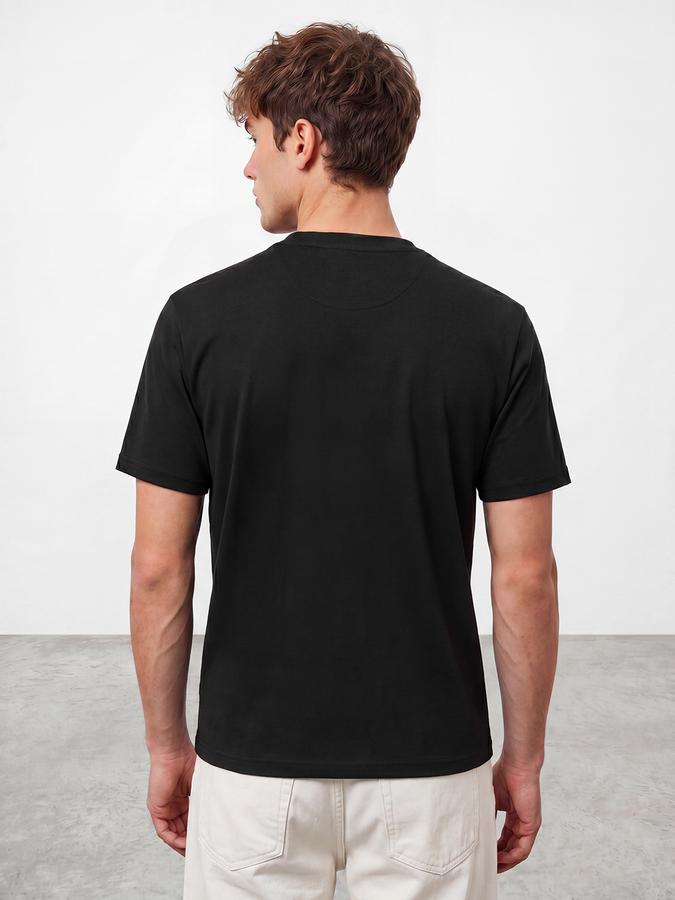 R&B Men's Black Short sleeve Round Neck Printed Relaxed Fit T-Shirt