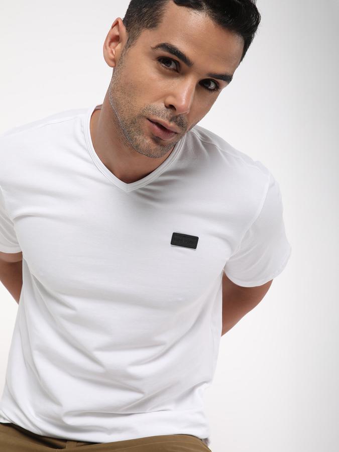 R&B Men White T-Shirt image number 0