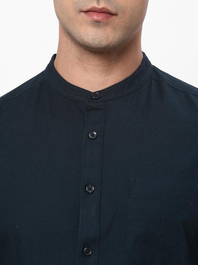 R&B Men Blue Casual Shirts image number 3