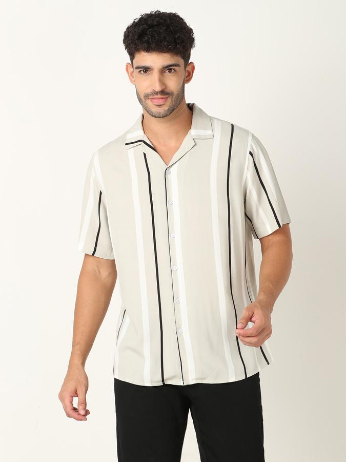 Cuban Collar Shirt with Short Sleeves image number 0