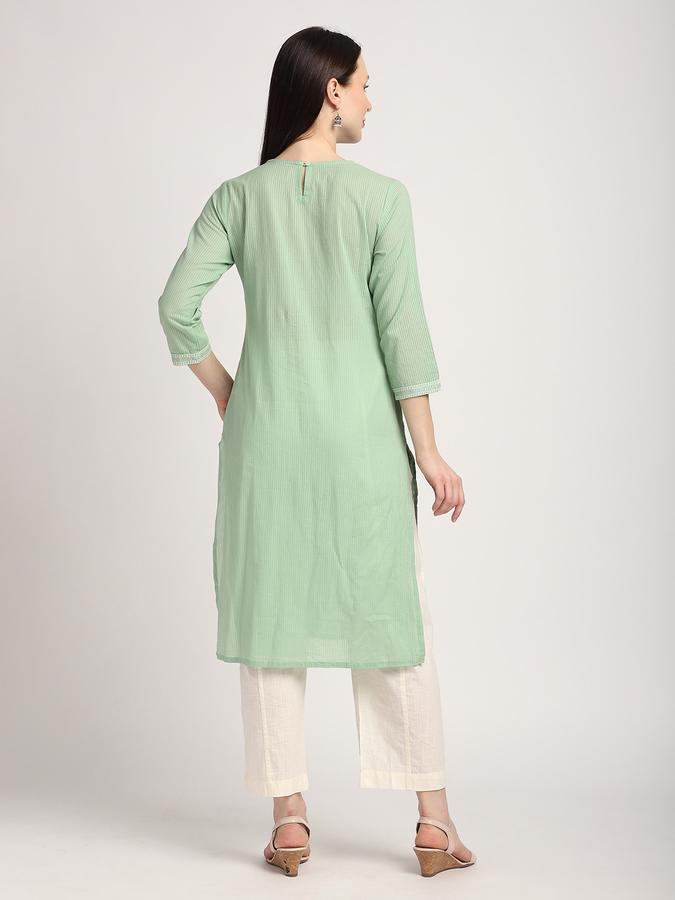 Women Cotton Regular Fit Round Neck Embroidered Kurta