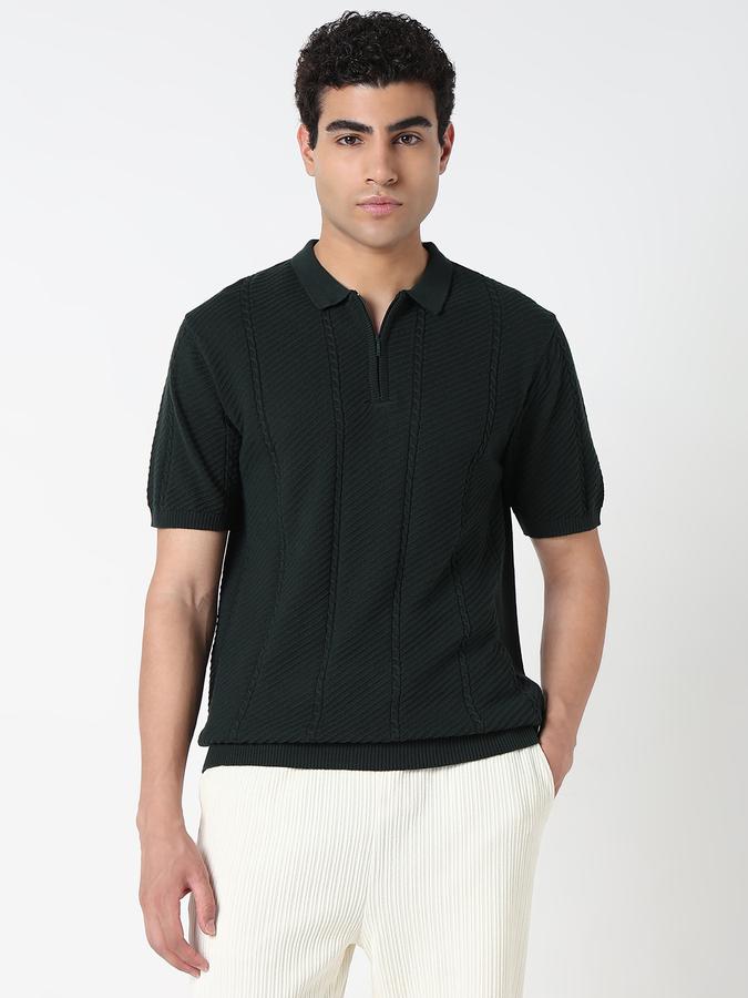 Solid Men Round Neck T-Shirt image number 1