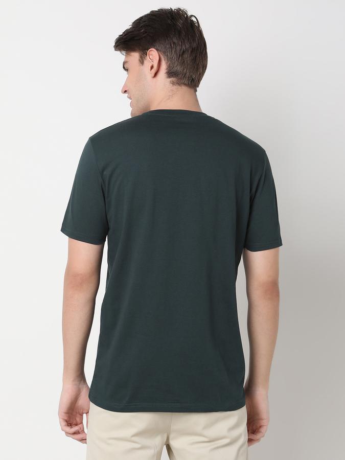 Men Typographic Print Regular Fit Crew-Neck T-Shirt image number 3
