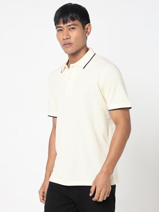 Solid Men Peter Pan Collar T-Shirt image number 2