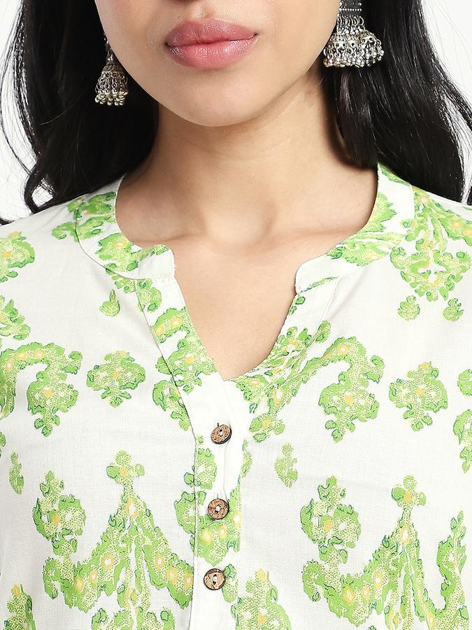 Women Viscose Regular Fit Mandarin Collar Printed Kurta