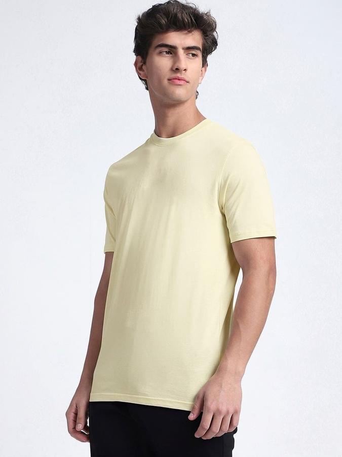 R&B Mens Light Yellow Solid Round Neck Short Sleeves T-shirt