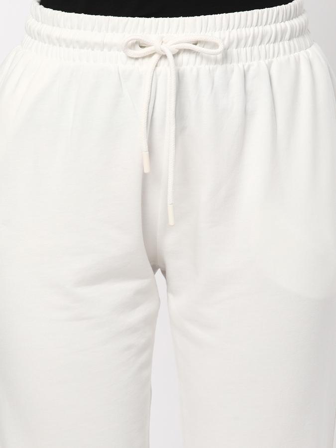 Women Joggers with Insert Pocket image number 3