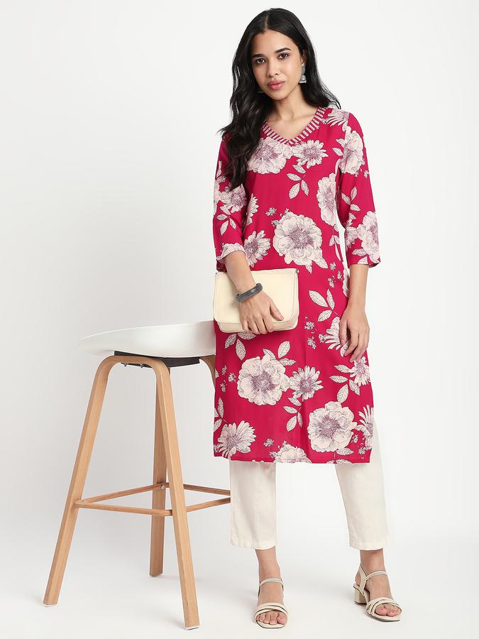 Women Cotton Regular Fit V-Neck Printed Kurta