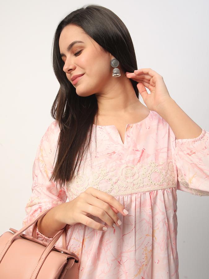 Women Ethnic Printed Kurtas image number 0