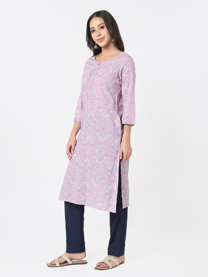 Women's regular fit casual floral block printed round neck lavender straight kurta with couching  image number 2