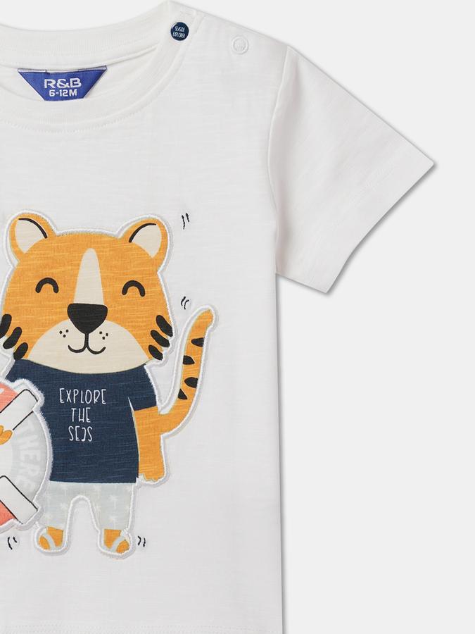 Boys Graphic Print Relaxed Fit Round-Neck T-Shirt image number 2