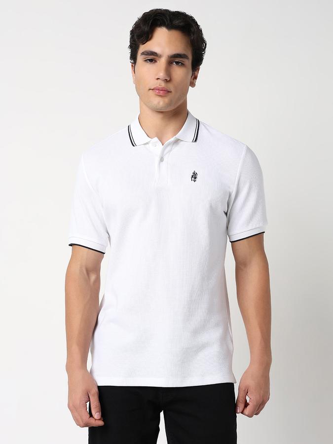 Self Design Men Peter Pan Collar T-Shirt image number 0
