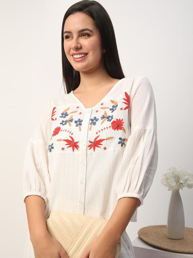Women Ethnic Embroidered Tunic image number 0