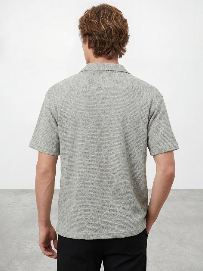 R&B Men Green Textured Resort Collar Short Sleeves Regular Fit Shirt