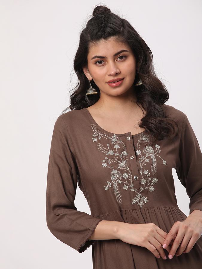 Women Embroidered Flared Kurta image number 0