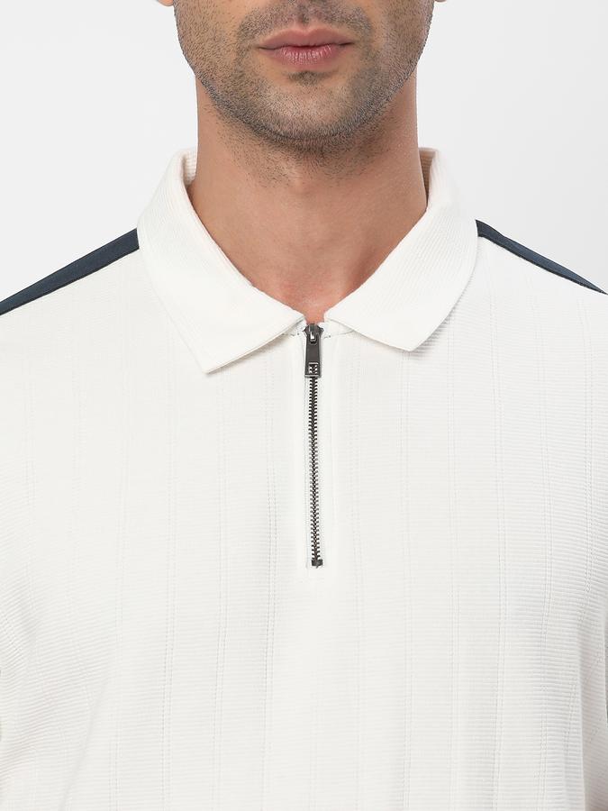 Men Slim Fit Polo T-Shirt image number 3